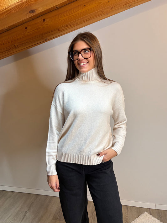 Maglione collo alto burro