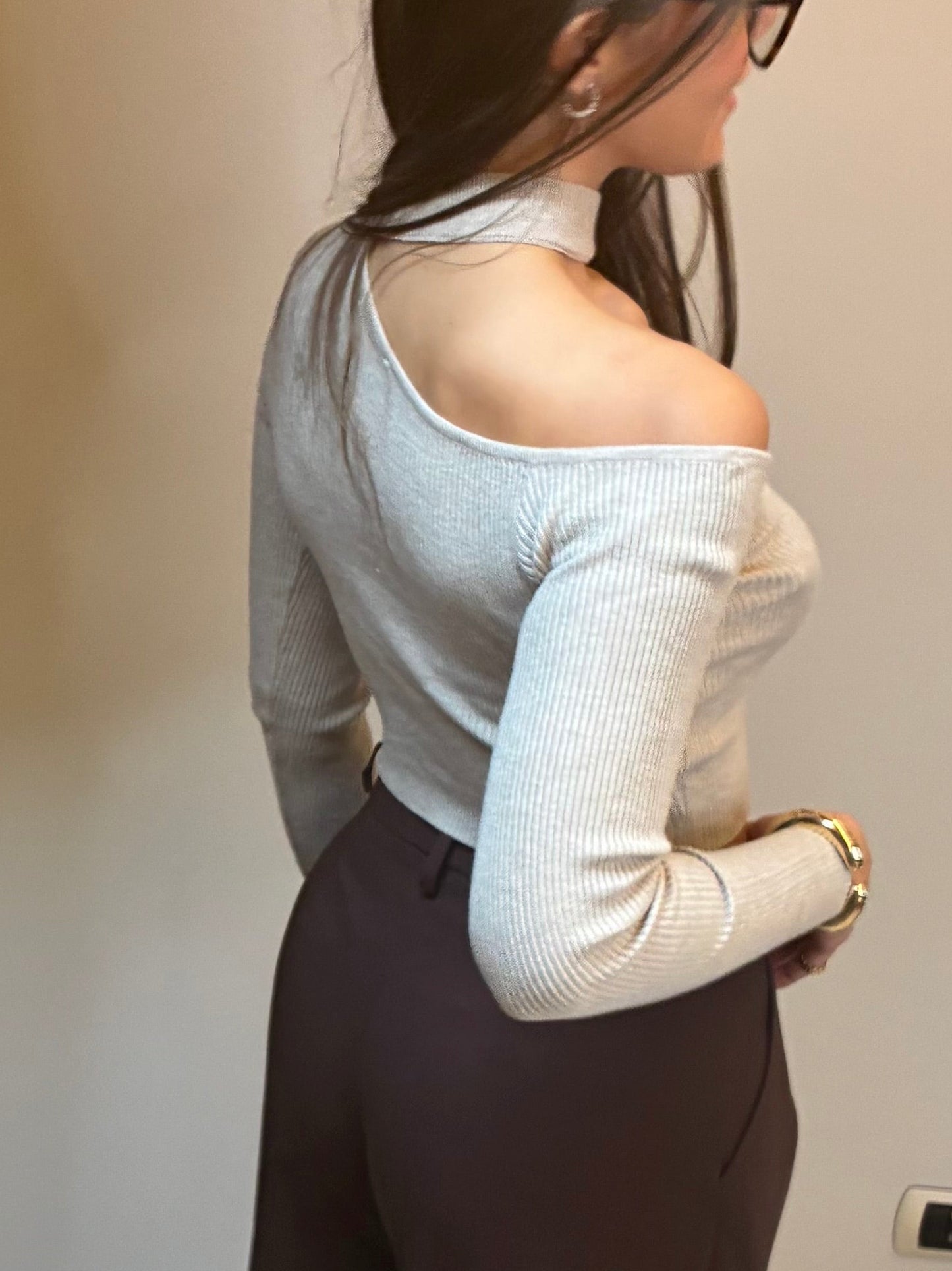 Pullover cut-out nocciola