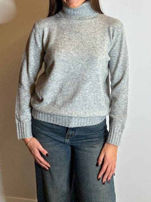 Pullover soft collo alto grigio