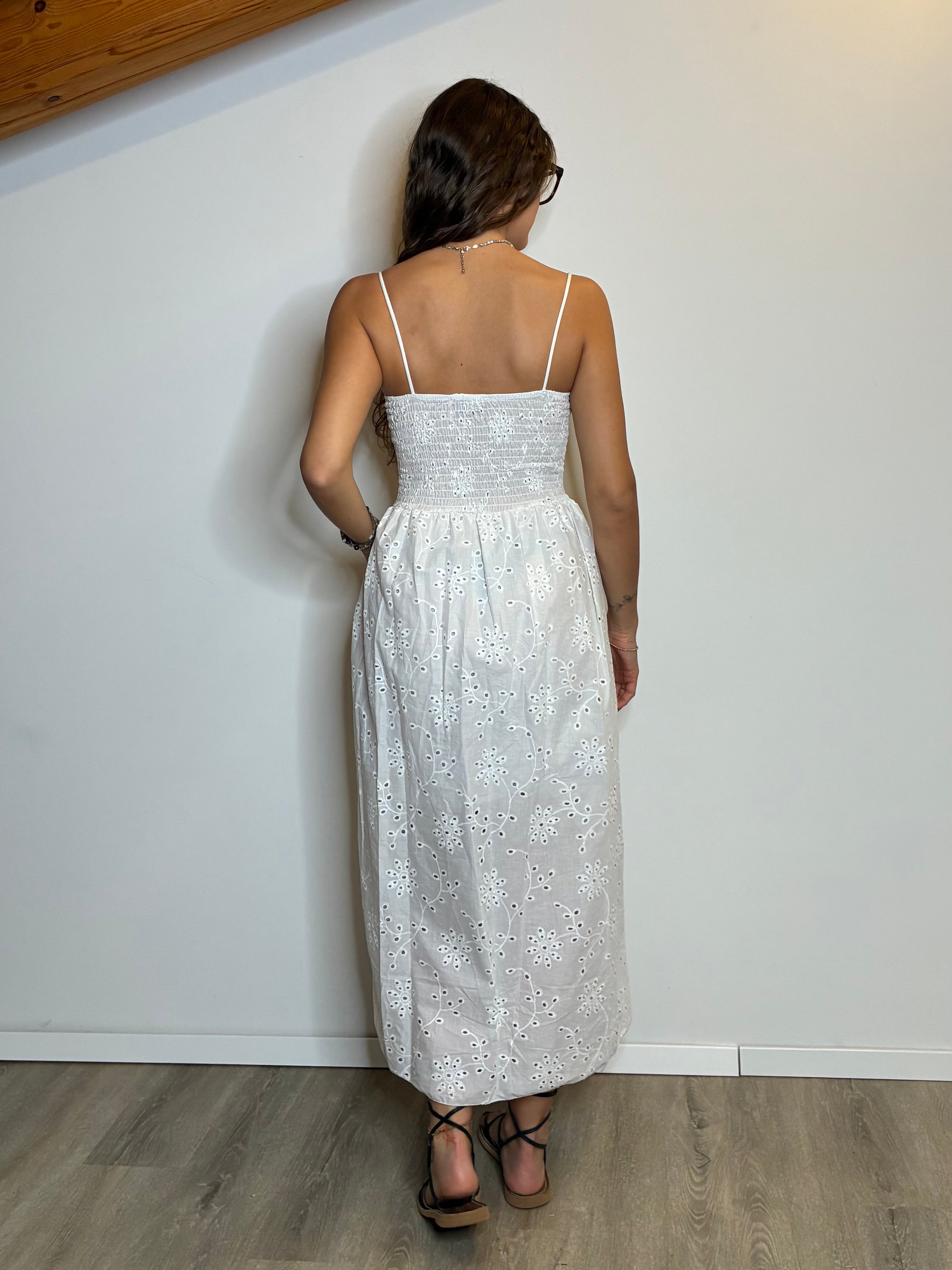 Vestito lungo sangallo