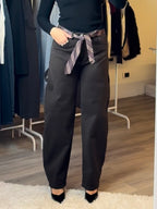 Jeans work con cravatta