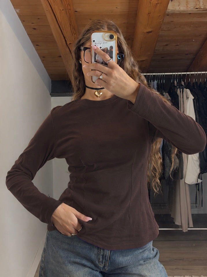 T-shirt flared marrone