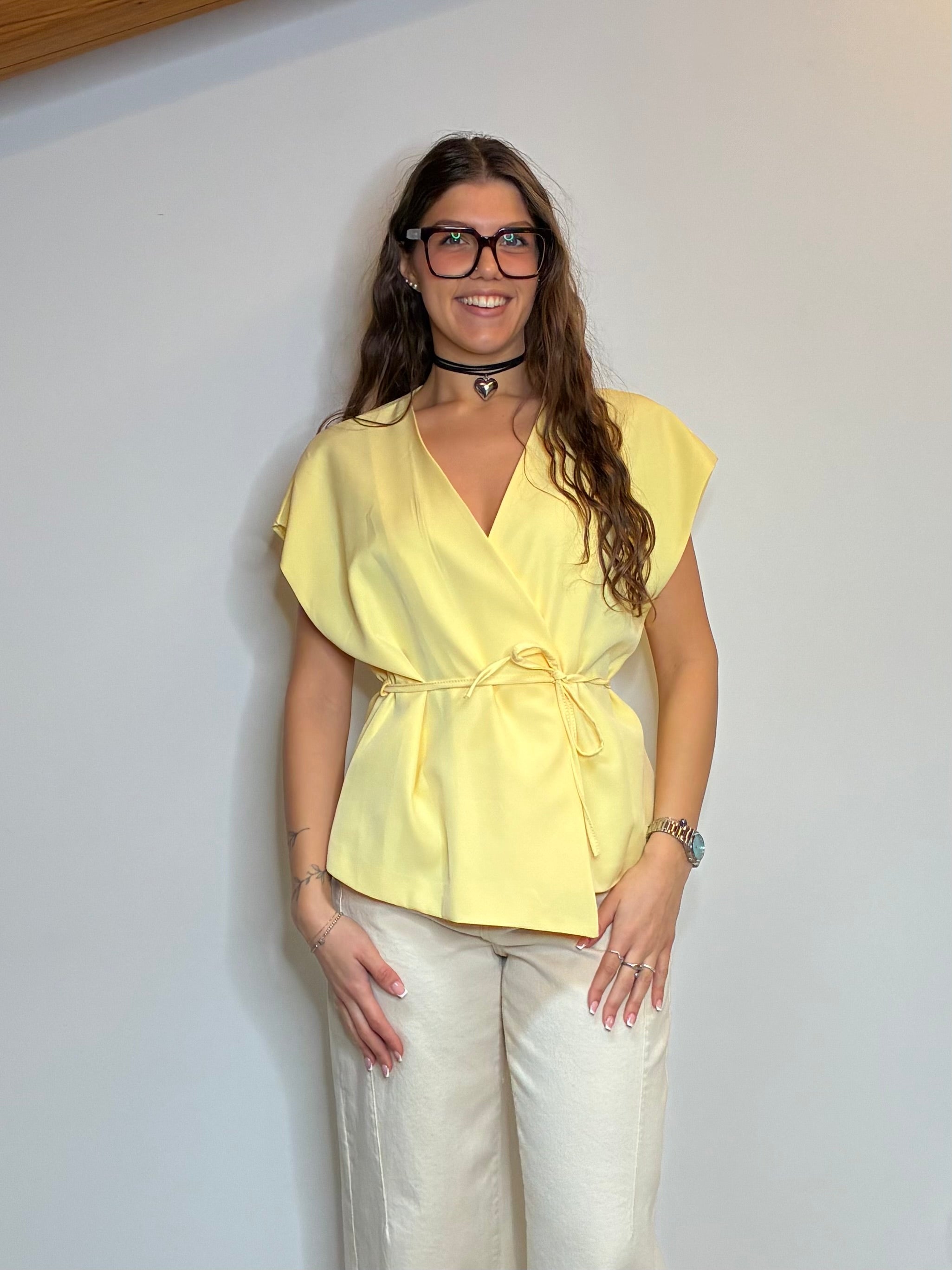Smanicato giallo