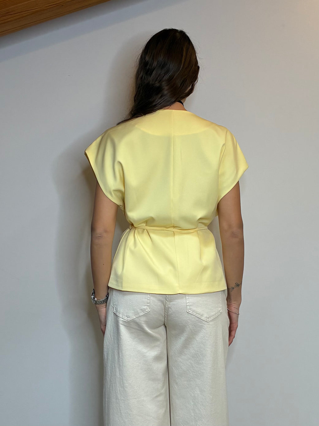 Smanicato giallo