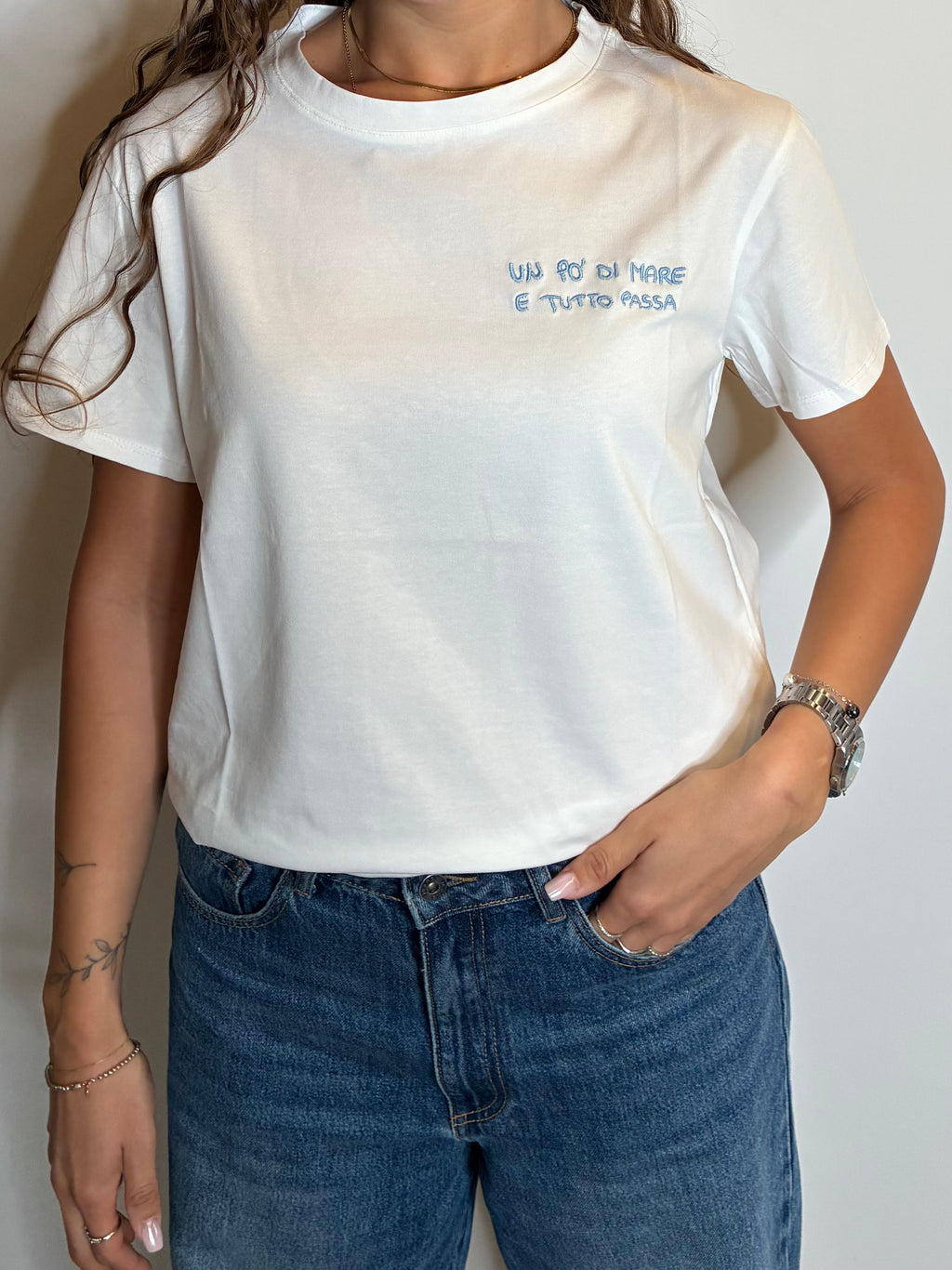 T-shirt "un po' di mare e tutto passa" +colori