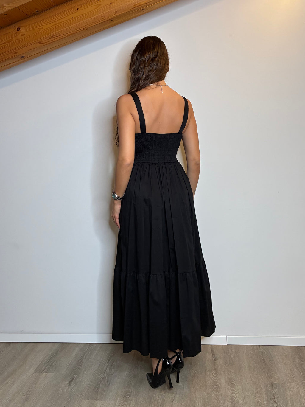 Abito Capri nero